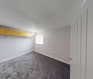 Antony Gardens, Plymouth, PL2 - Photo 3