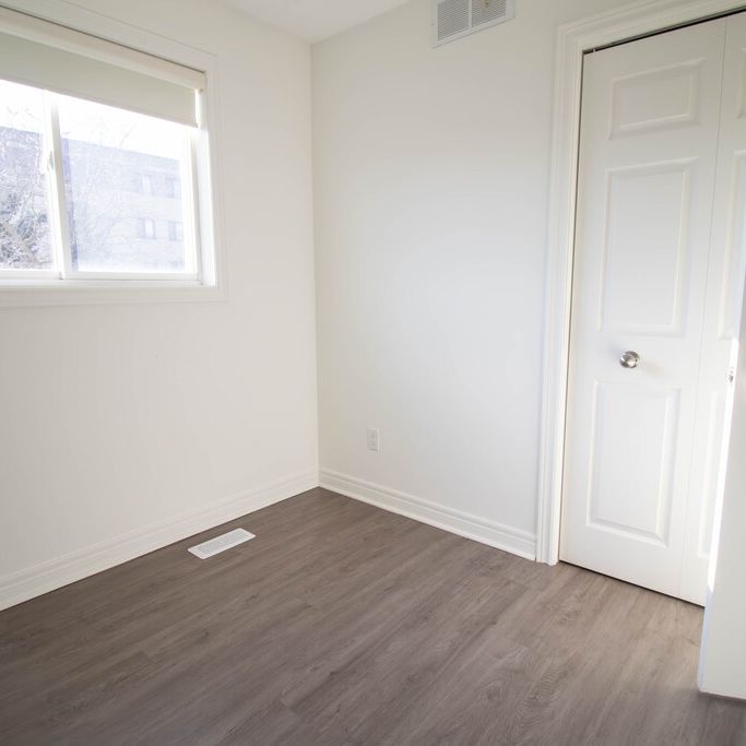 Bright 3-Bedroom Main Unit in St. Catharines! - Photo 1