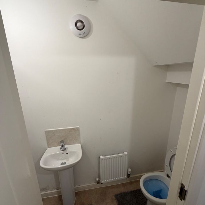 Room in a Shared House, Bridle Avenue, BS14 - Photo 1