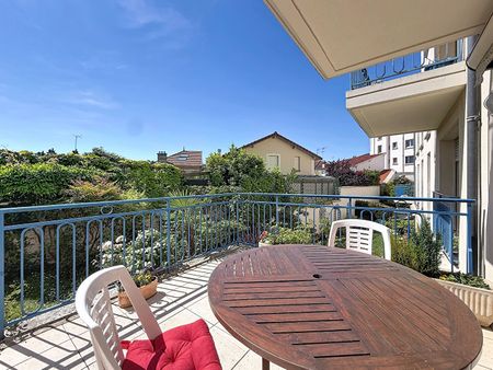 Appartement T4 LE VESINET à louer - Photo 4