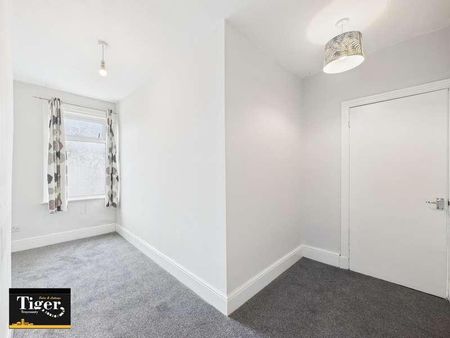 Westfield Road, Blackpool, FY1 - Photo 3