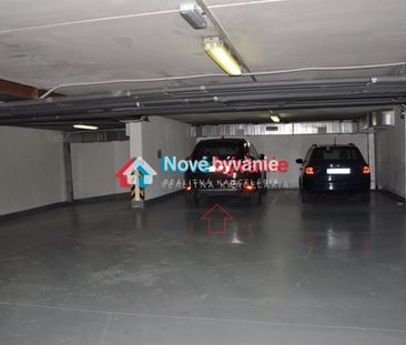 PRENÁJOM - 4 izb. štýlový byt, 1-3 x parking, výhľad na hrad – Fotografia 4