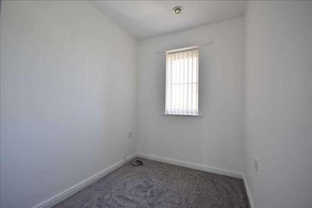 Maplewood Close, Chorley, PR7 - Photo 4