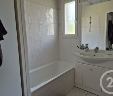 Location Appartement 3 pièces 50m² LANGON 33210 - Photo 2