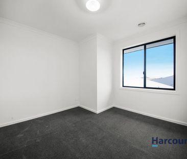 54 Rosso Drive, Tarneit, Vic 3029 - Photo 3