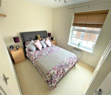 Poplar Close, Bexhill-on-Sea, East Sussex - Photo 2