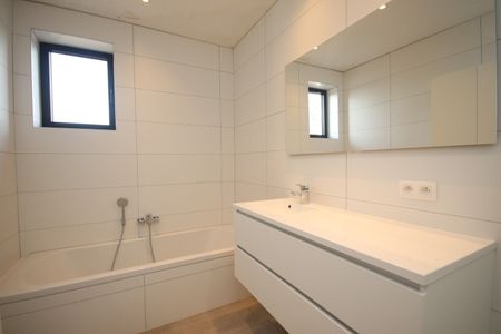 Lichtrijk, ruim, 2 slaapkamer nieuwbouwappartement te Hansbeke - Photo 5