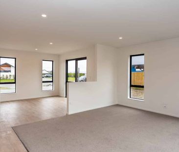 Near New Executive Family Home in West Melton. - Photo 1