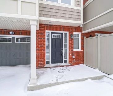 For Lease - 43 Colonel Frank Cheng Crescent, Brampton, Ontario - Photo 3