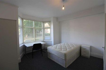 Hill Lane, Southampton, SO15 - Photo 5