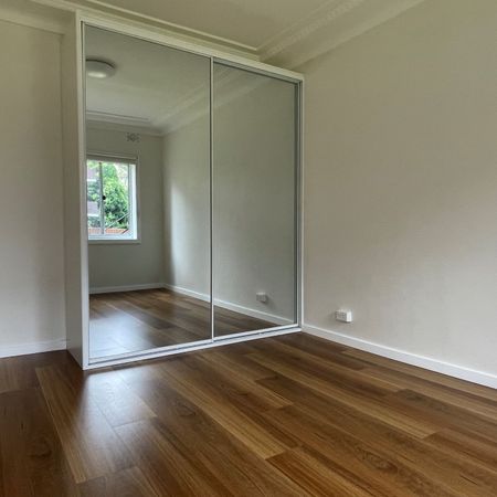 Neat and Tidy Apartment in Convenient Kogarah Location - Photo 3