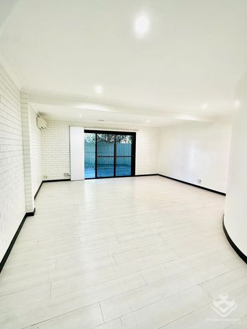 Grand Home with Two Street Access and a Granny Flat - Photo 3