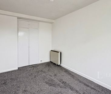 3 bedroom apartment to rent Cranham Drive, Worcester, Worcestershir... - Photo 1