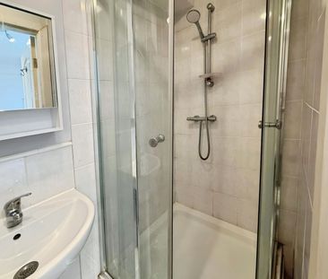 1 bedroom room to rent Room 1, Albert Road, Beeston, NG9 - Photo 1