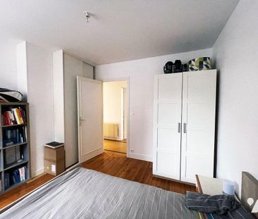 Appartement à Louer à Eu (76260) Un appartement comprenant une entr... - Photo 1