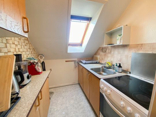 Fint værelse i taglejlighed i Hobro gågade - Foto 1