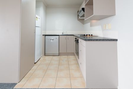 Henderson Apartment - Photo 3