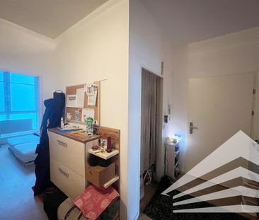 Gut aufgeteilte 3-Zimmer Wohnung mit Innenhof-Loggia und Küche! - Foto 5