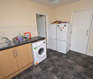 1 bedroom house of multiple occupation to rent - Photo 5