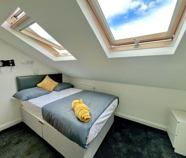 5 bedroom terraced house to rent - Photo 2