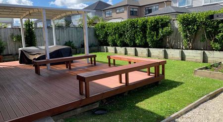 ALL UTILITIES INCLUDED - One Bedroom Unit with Off-Street Parking - Photo 5