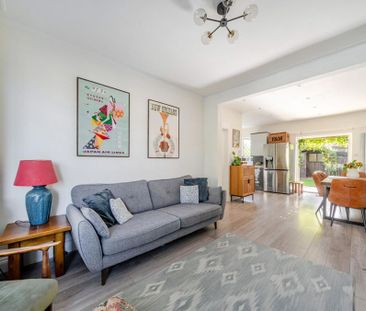 4 bedroom house to rent - Photo 1