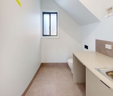 2 Oriole Place, Shortland NSW 2307 - Photo 3