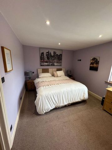 2 bedroom semi-detached bungalow to rent - Photo 3