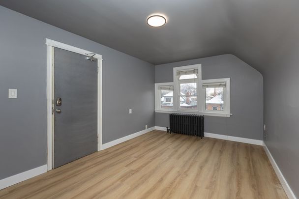 For Lease - 28 Eastbourne Avenue Unit# 3, Hamilton, Ontario - Photo 1