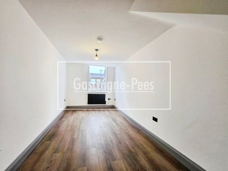 Central Road, Worcester Park - Photo 4