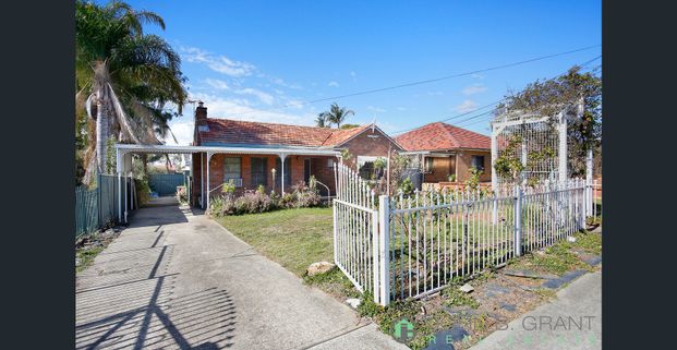 FULL BRICK HOME - Photo 1