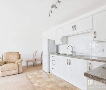 2 Bedroom Apartment - Photo 6