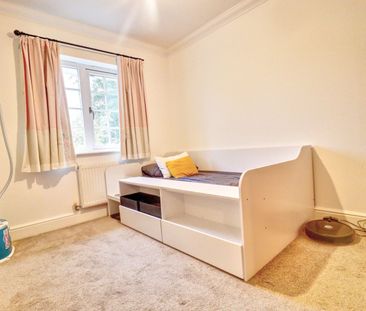 3 bedroom mid terraced house to rent - Photo 4