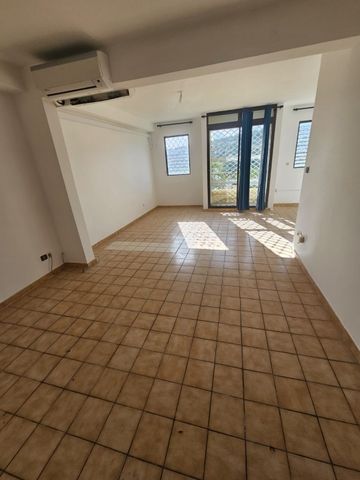 Studio lumineux en location à la Meynard - Photo 2