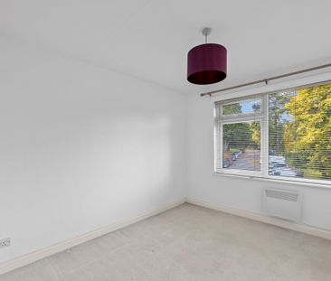 Harestone Hill, Caterham, CR3 - Photo 4