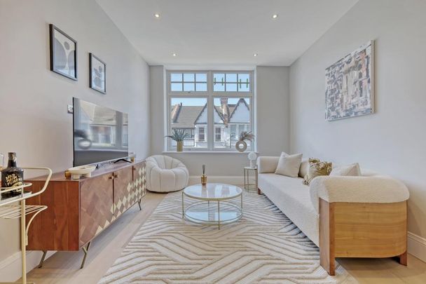 2 bedroom flat to rent - Photo 1