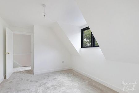 3 bedroom semi-detached house to rent - Photo 3