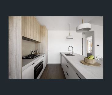 Sophisticated Living in Pascoe Vale South - Photo 5