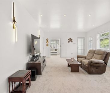 3 Bedroom Detached To Let - Photo 3