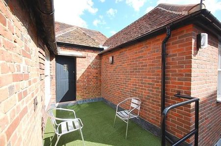 1 bedroom flat to rent - Photo 3