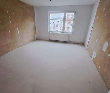 Renovierungsbed&uuml;rftige 4-Zimmer Wohnung mit Balkon in Wilmersd... - Foto 1