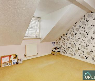 3 bedroom semi-detached house to rent - Photo 5