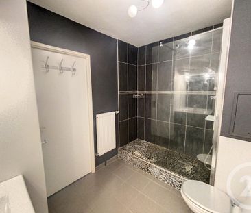 Location Appartement 2 pièces 43m² ST PIERRE DU PERRAY 91280 - Photo 4