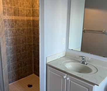 For Lease - 3532 Southwick Street, Mississauga, Ontario - Photo 5