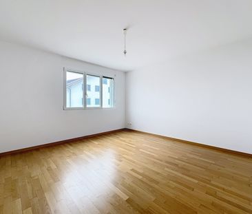 4½ PIÈCES - Avec une terrasse - Photo 3