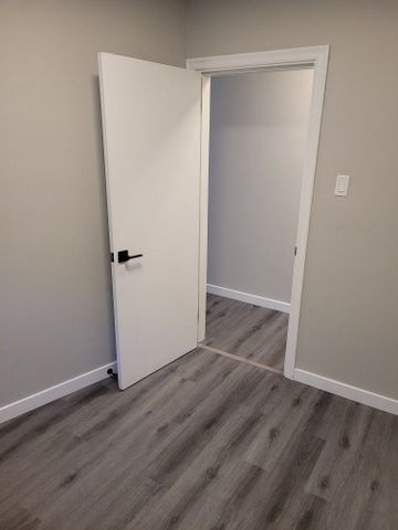 For Lease - 1009 Byron Street Unit# 1, Whitby, Ontario - Photo 3