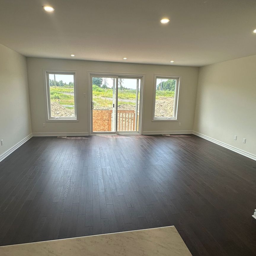 For Lease - 98 MORGAN CLOUTHIER Way N/A, Arnprior, Ontario - Photo 1
