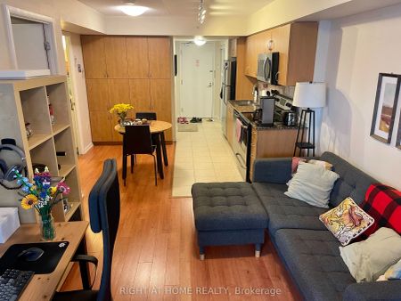 800 Lawrence Avenue #305 - Photo 3