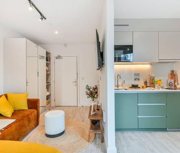 Studio to rent - Photo 1