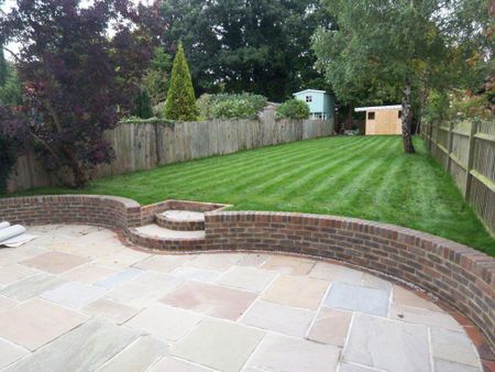 4 bedroom detached house to rent - Photo 3